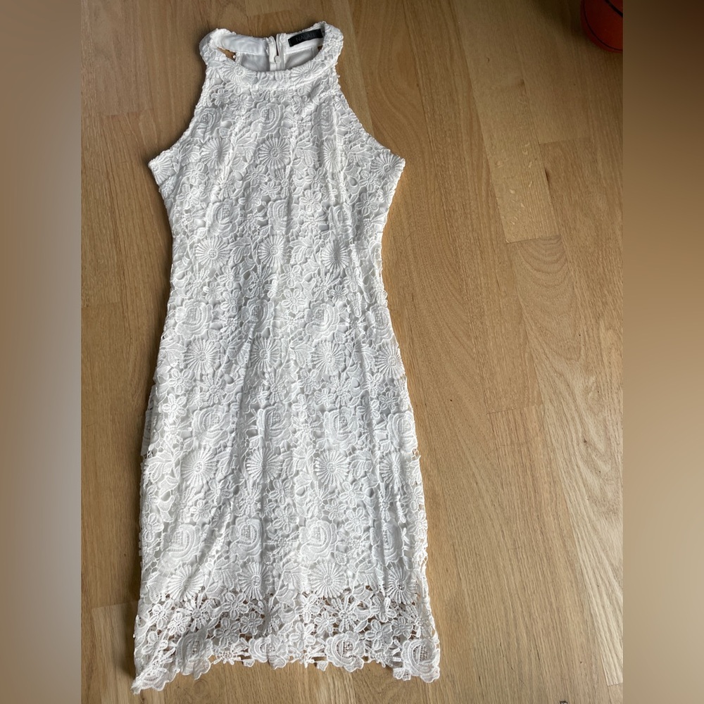 Nalati White Lace Halter Sheath Dress- like new condition. Size S